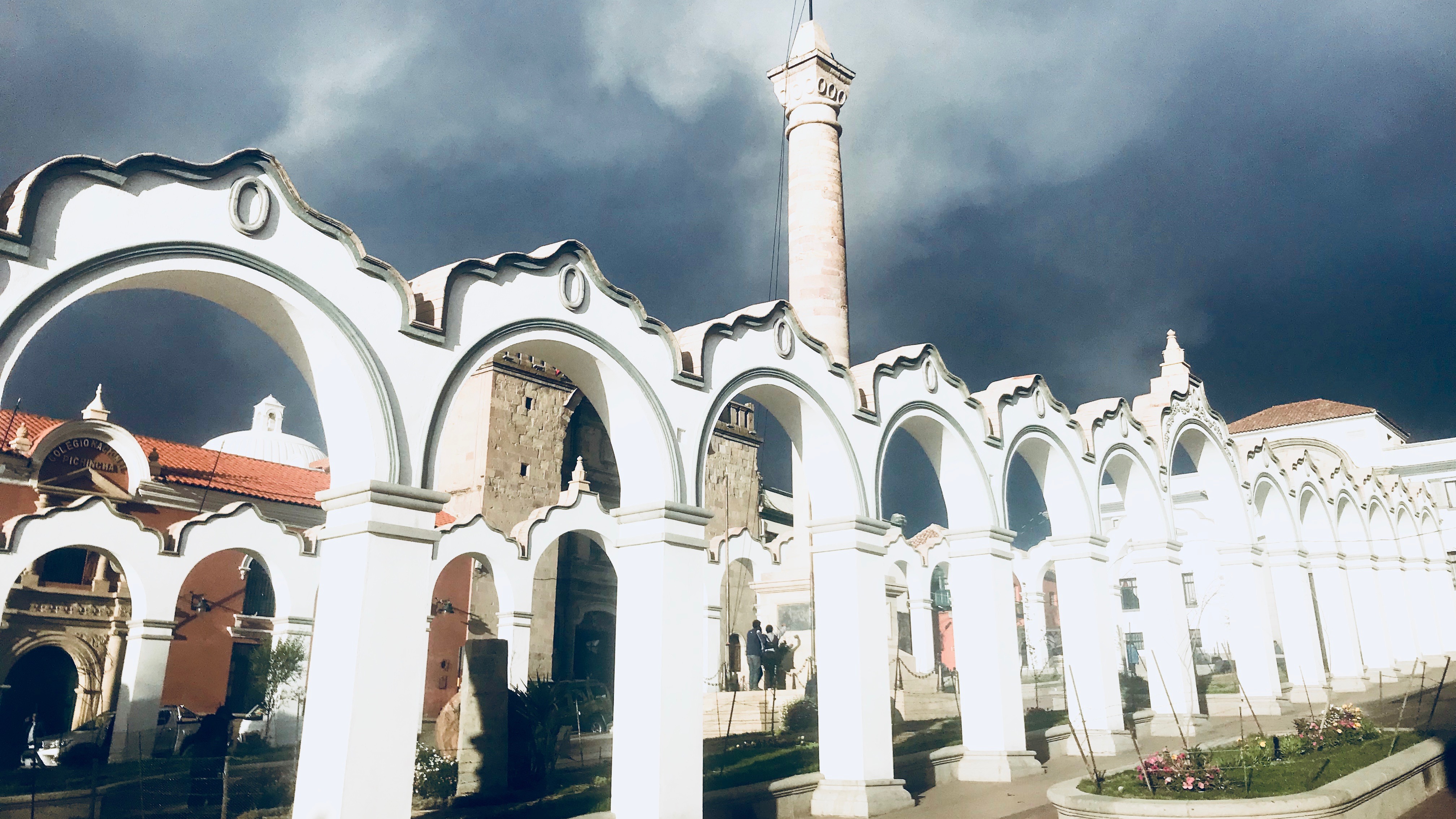 Potosi, Plaza 10 de Noviembre